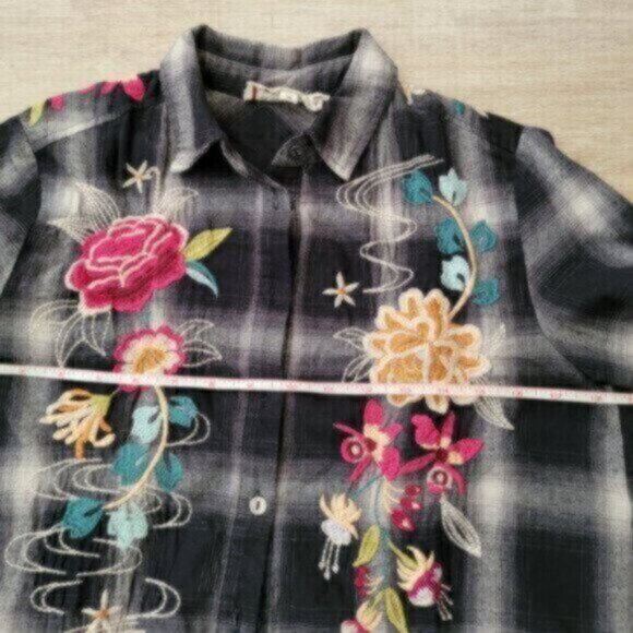 Johnny Was Lani Painters Smock Shirt - Picture 5 of 7